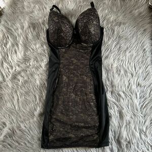 Self Expressions Shapewear Shaping Slip Womens Size 36D Black Push Up Underwire‎